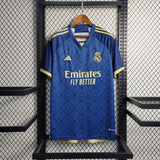 Maillot Real Madrid Concept 2023/2024